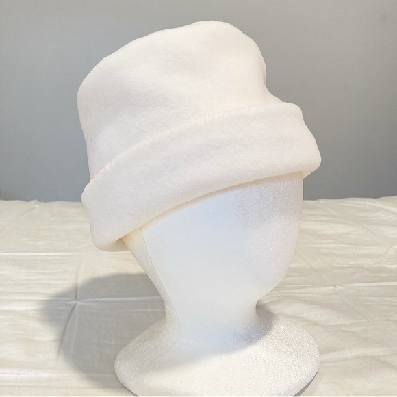 White Fleece Winter Hat - Picture 1 of 6